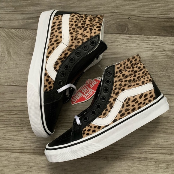Vans Shoes - Vans Leopard SK8-Hi Reissue Sneakers 🔥 NWT Sz 7